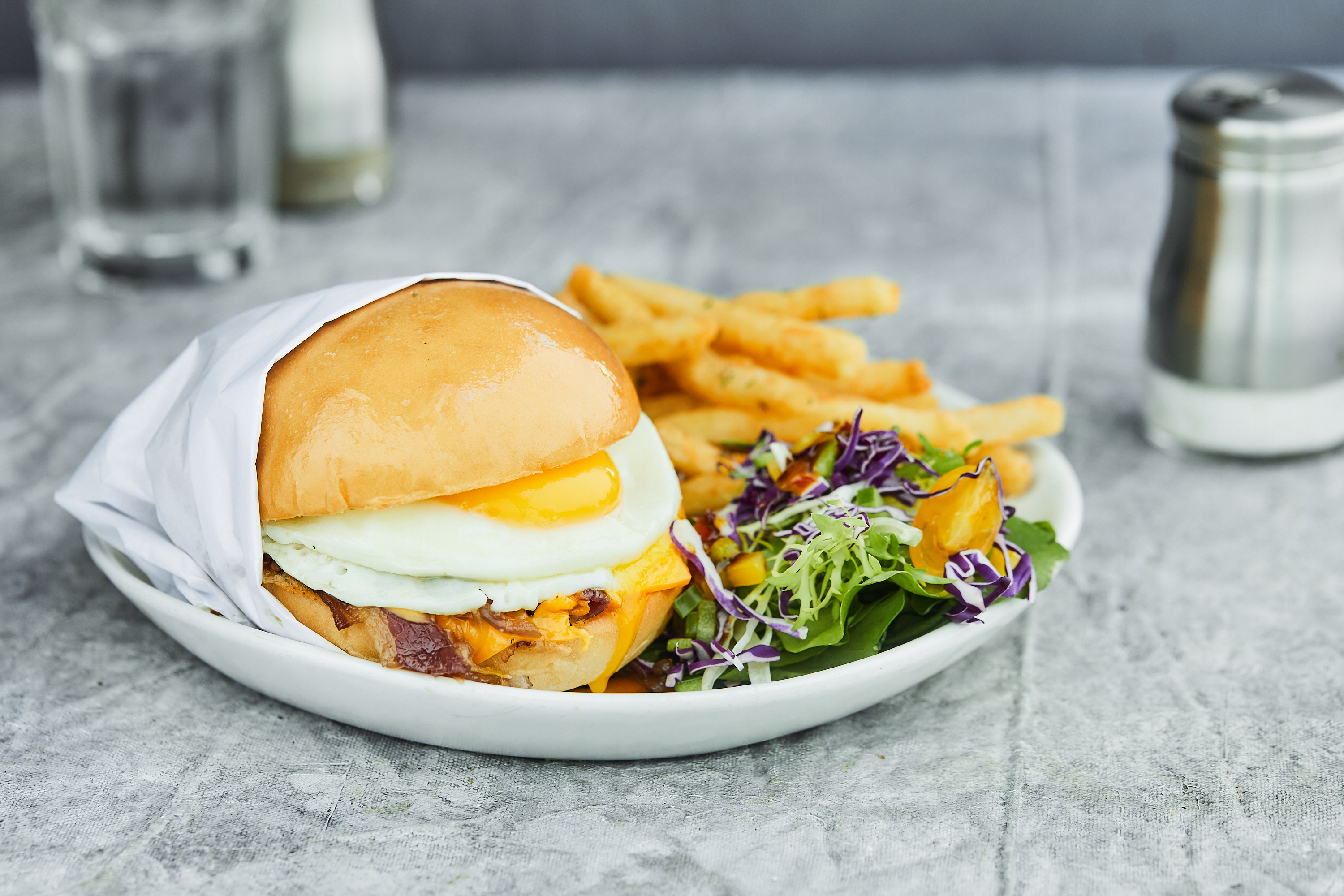 Egg "N" Bun